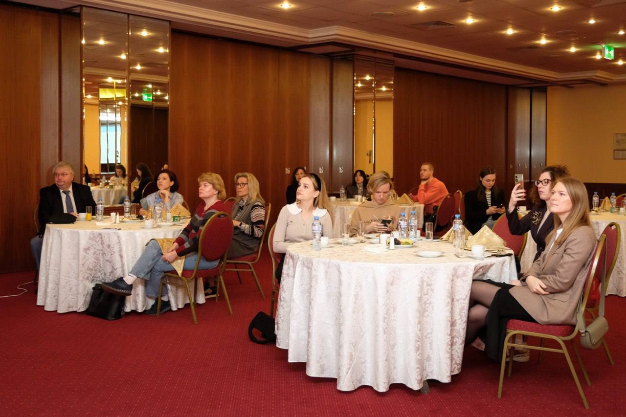 Участники бизнес-завтрака FRC обсудили тему ESG-коммуникаций в B2B-компании