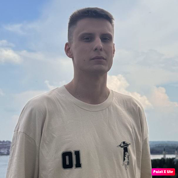Роман Хвалин
