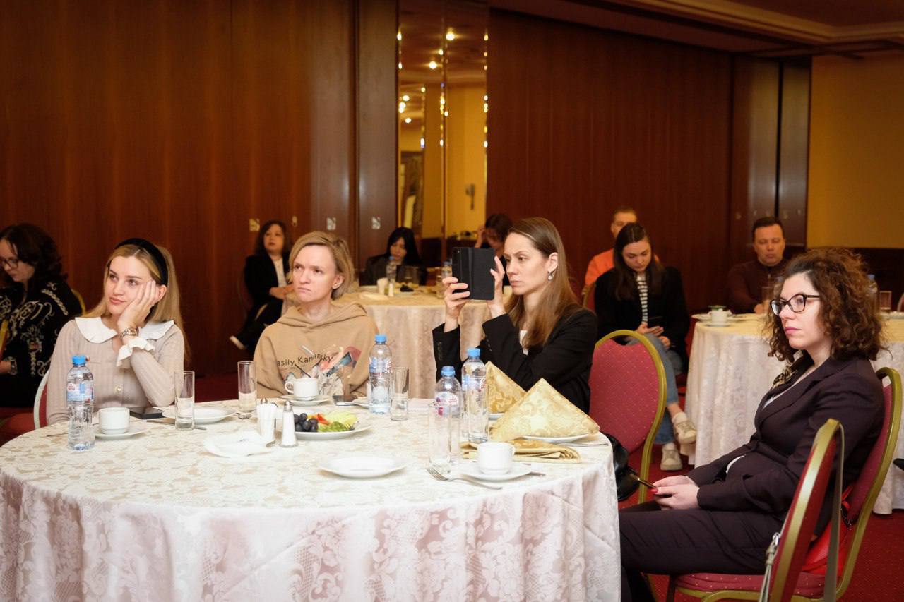 Участники бизнес-завтрака FRC обсудили тему ESG-коммуникаций в B2B-компании