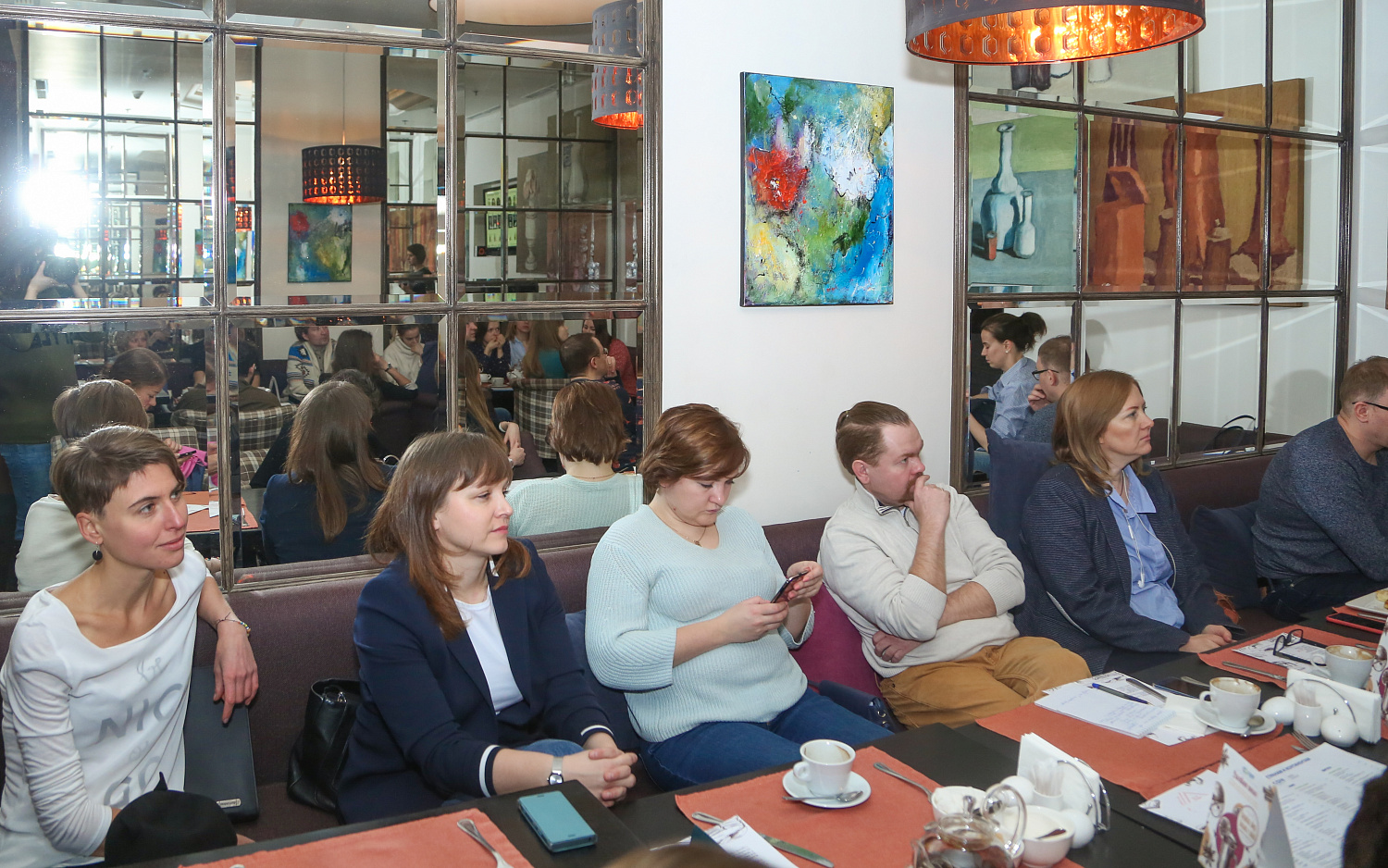 Серия из 10 бизнес-завтраков для B2B-коммуникаторов