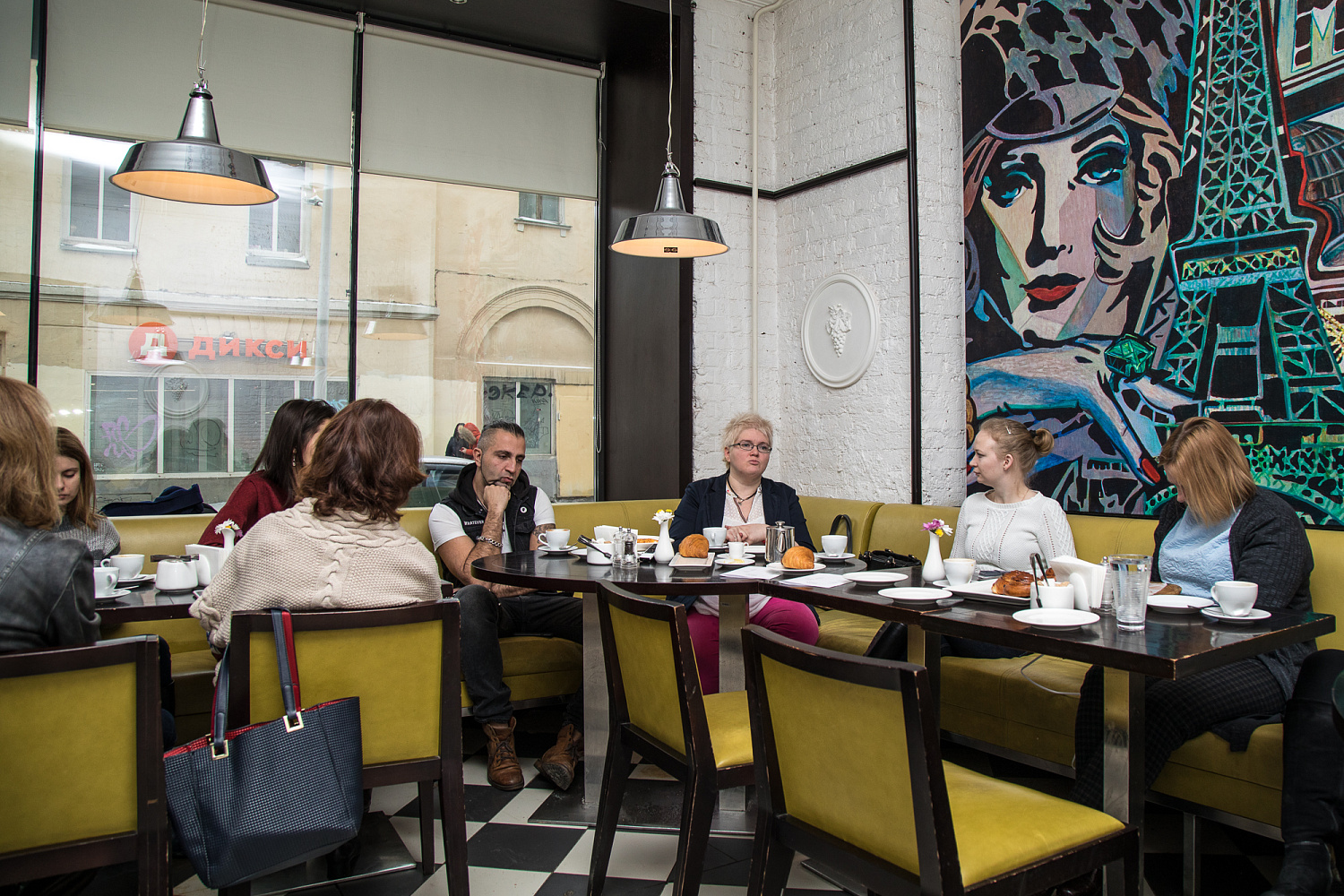 Серия из 10 бизнес-завтраков для B2B-коммуникаторов