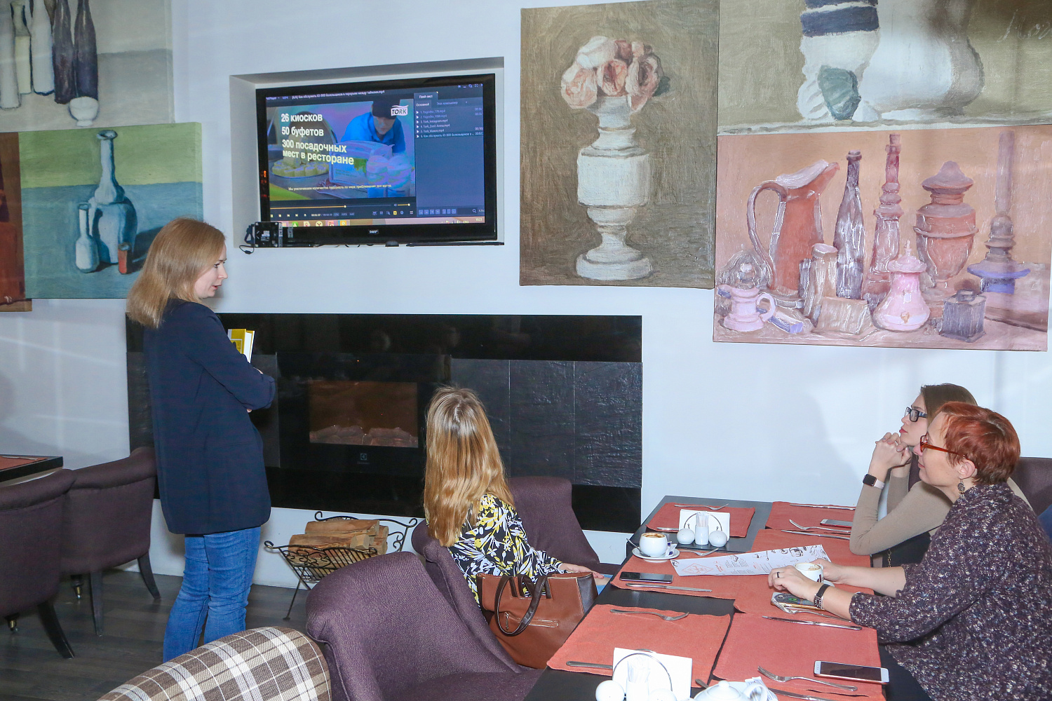 Серия из 10 бизнес-завтраков для B2B-коммуникаторов